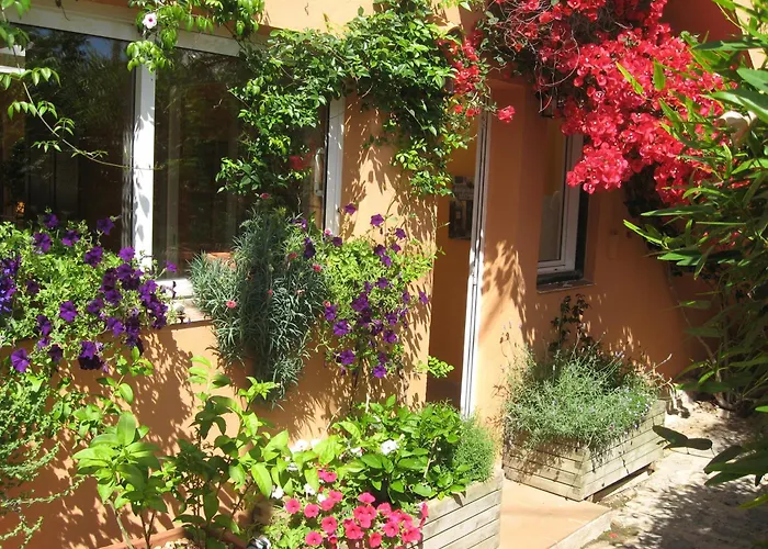 Cerezos Private Pool Villa *